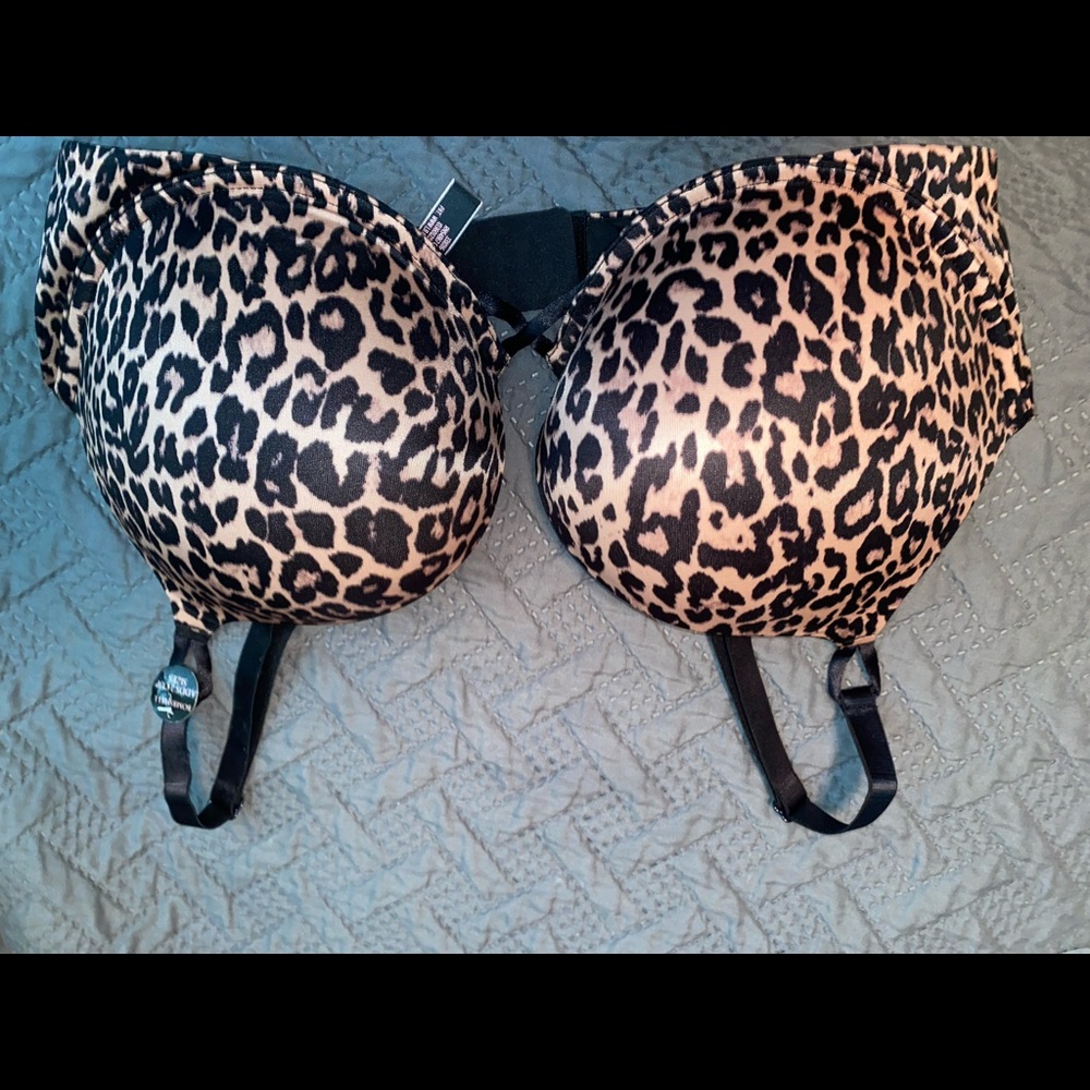 Victoria’s Secret Bombshell push-up bra